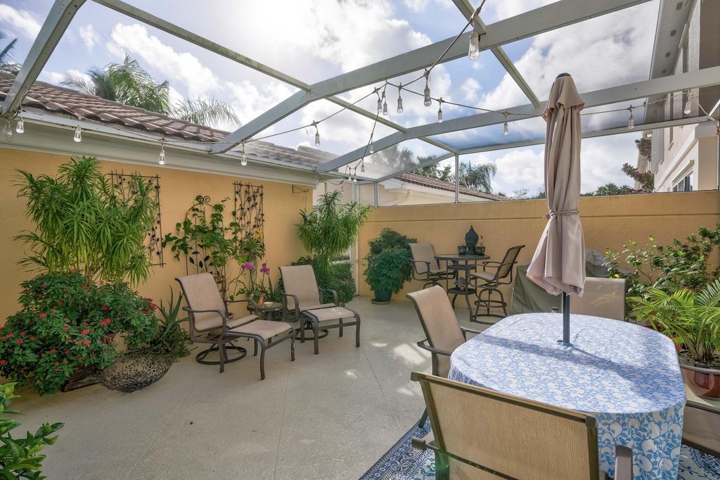 Photo of 3507 Greenway Drive, Jupiter, FL 33458 (MLS # R10987077)