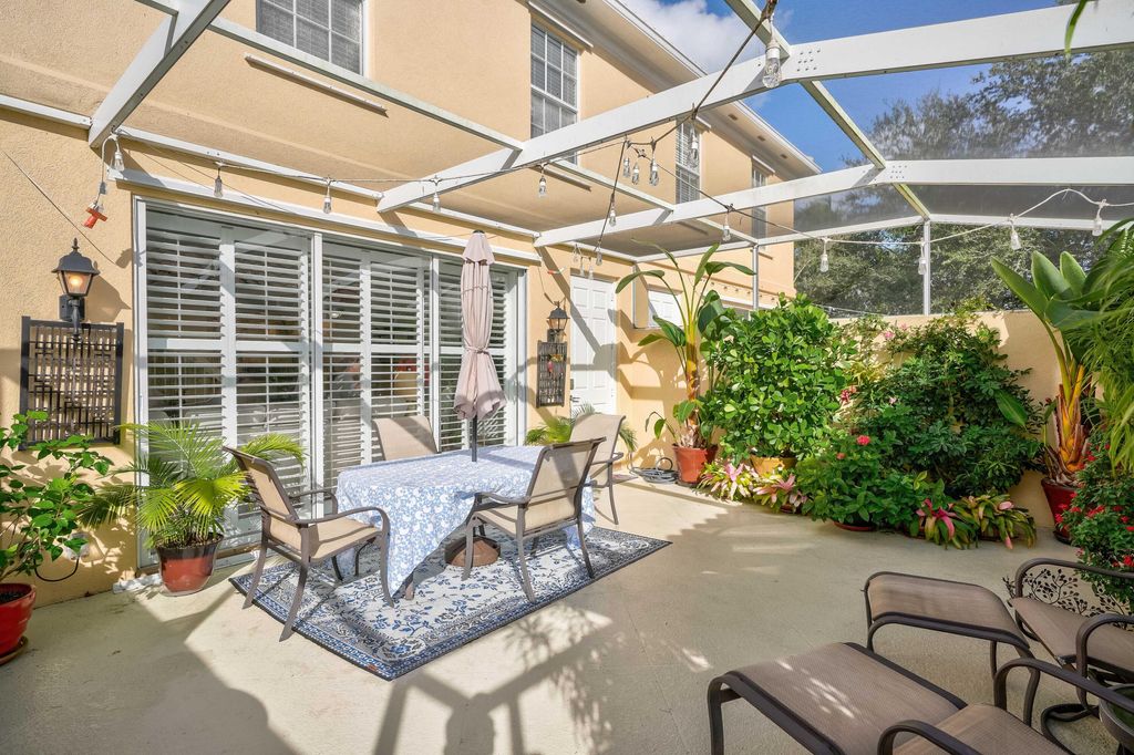 Photo of 3507 Greenway Drive, Jupiter, FL 33458 (MLS # R10987077)