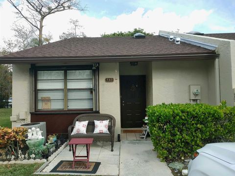 A home in Deerfield Beach