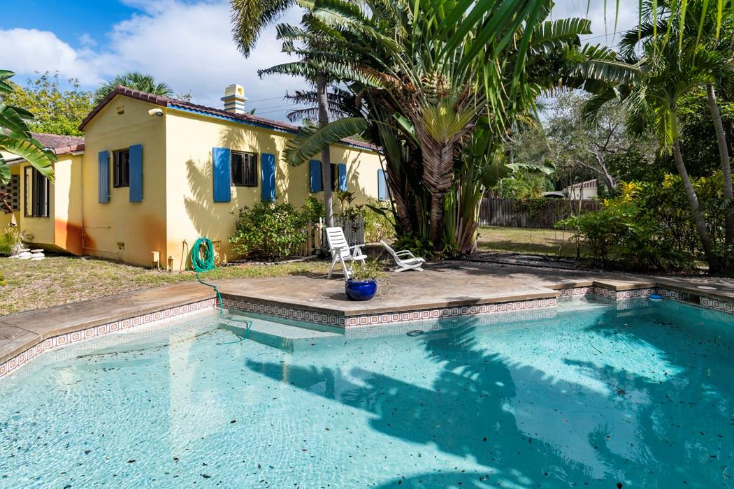 Middle River Park 5-28 B - Residential