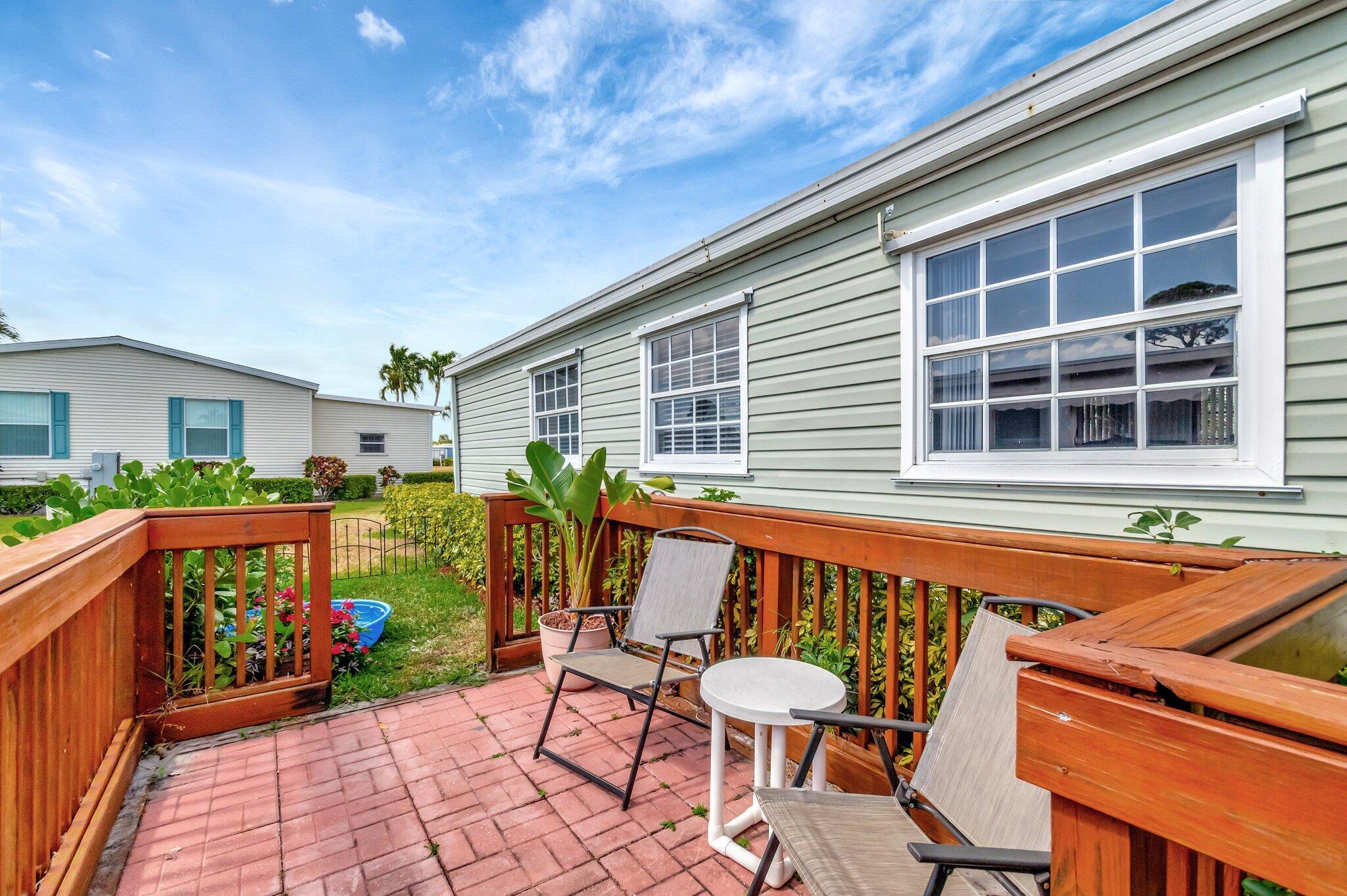 2003 Antigua Bay, Boynton Beach, FL, 33436/$175,000 4 2003 Antigua Bay