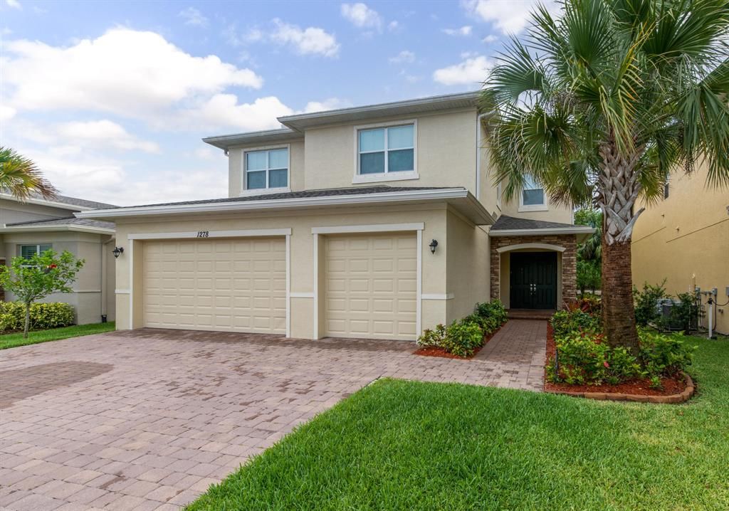 Photo of 1278 NW Leonardo Circle, Port Saint Lucie, FL 34986 (MLS # R10803530)