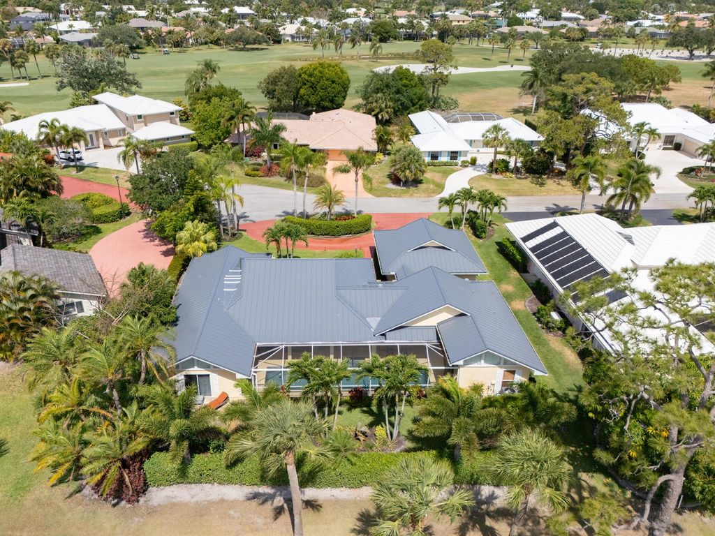 Photo of 3711 SE Clubhouse Place, Stuart, FL 34997 (MLS # R11086274)