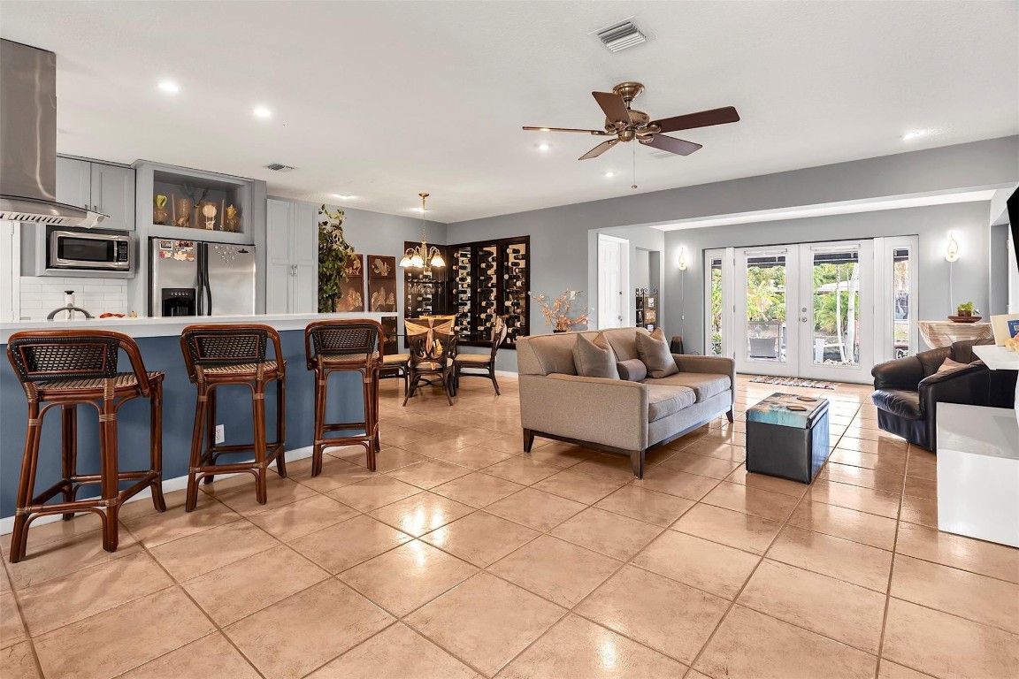 2100 SW 23rd Terrace