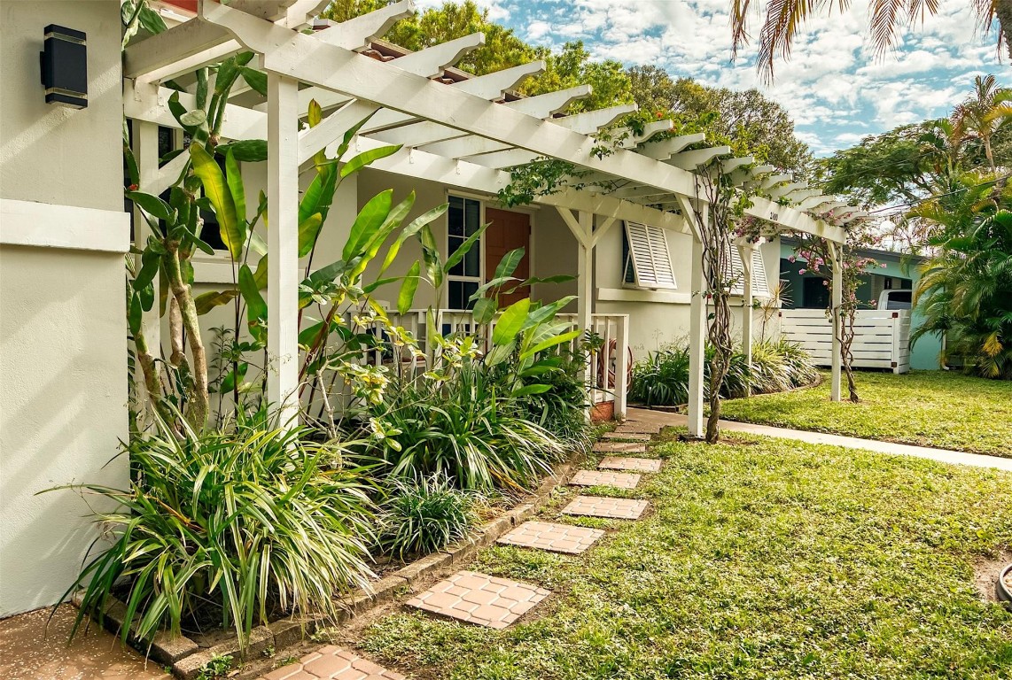 2100 SW 23rd Terrace