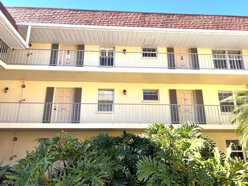 Photo of 5580 W Tamberlane Circle #235, Palm Beach Gardens, FL 33418 (MLS # B26014952)