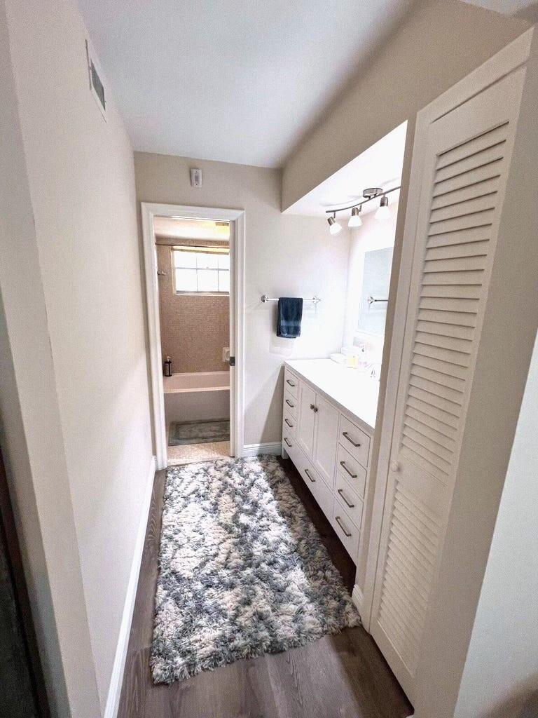TAMBERLANE 3 CONDO - Residential Lease