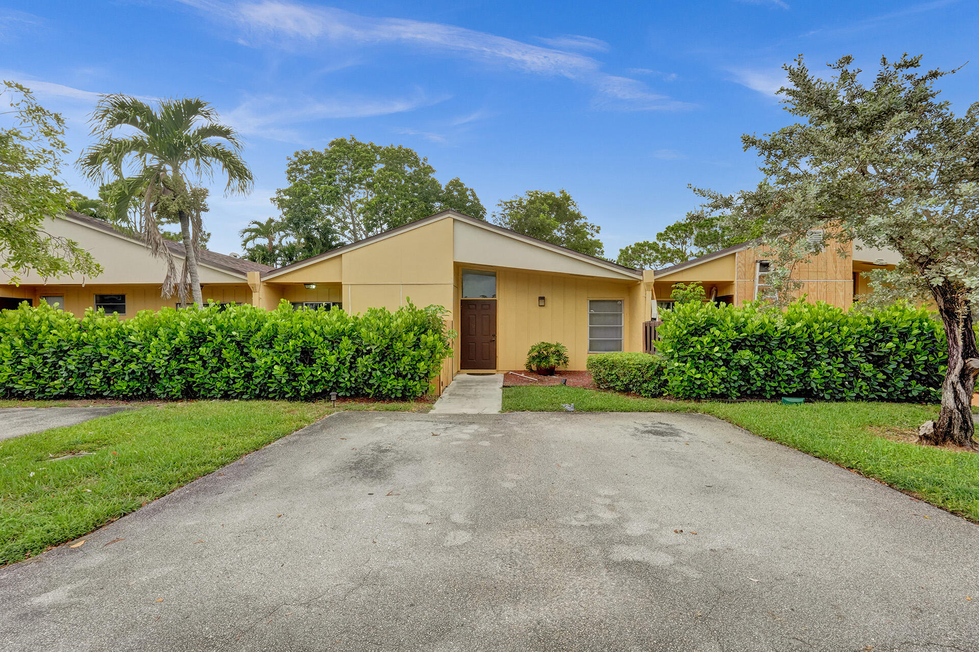 TIMBERWALK SEC 3 - Residential Lease