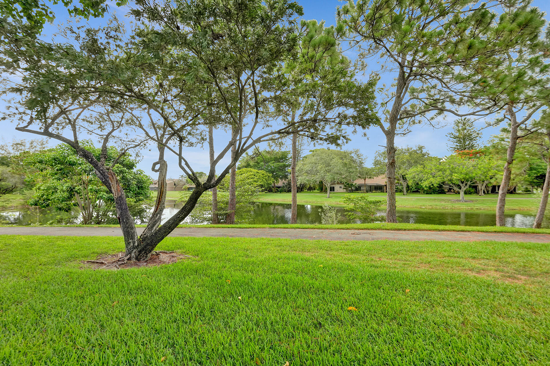 TIMBERWALK SEC 3 - Residential Lease