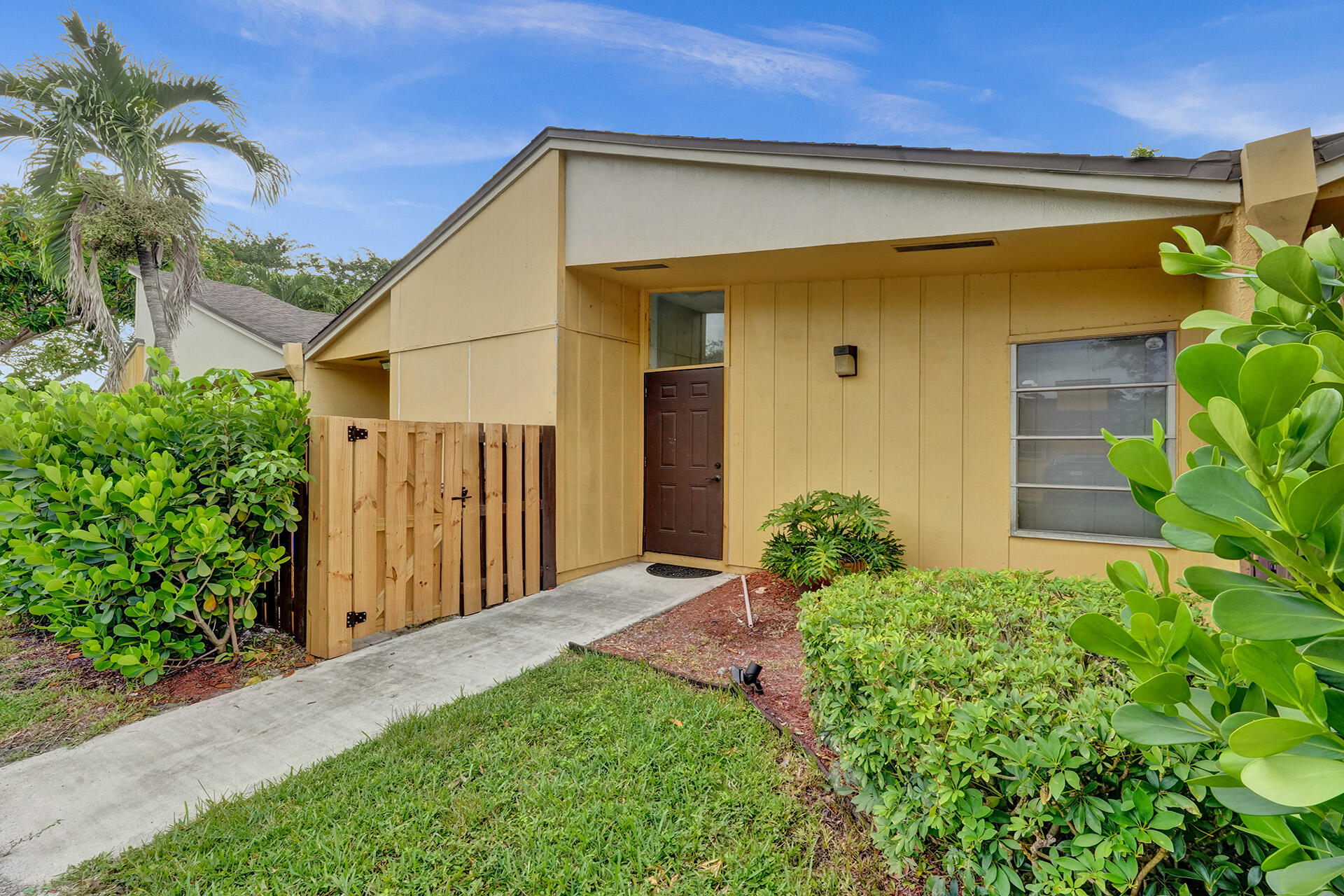 TIMBERWALK SEC 3 - Residential Lease