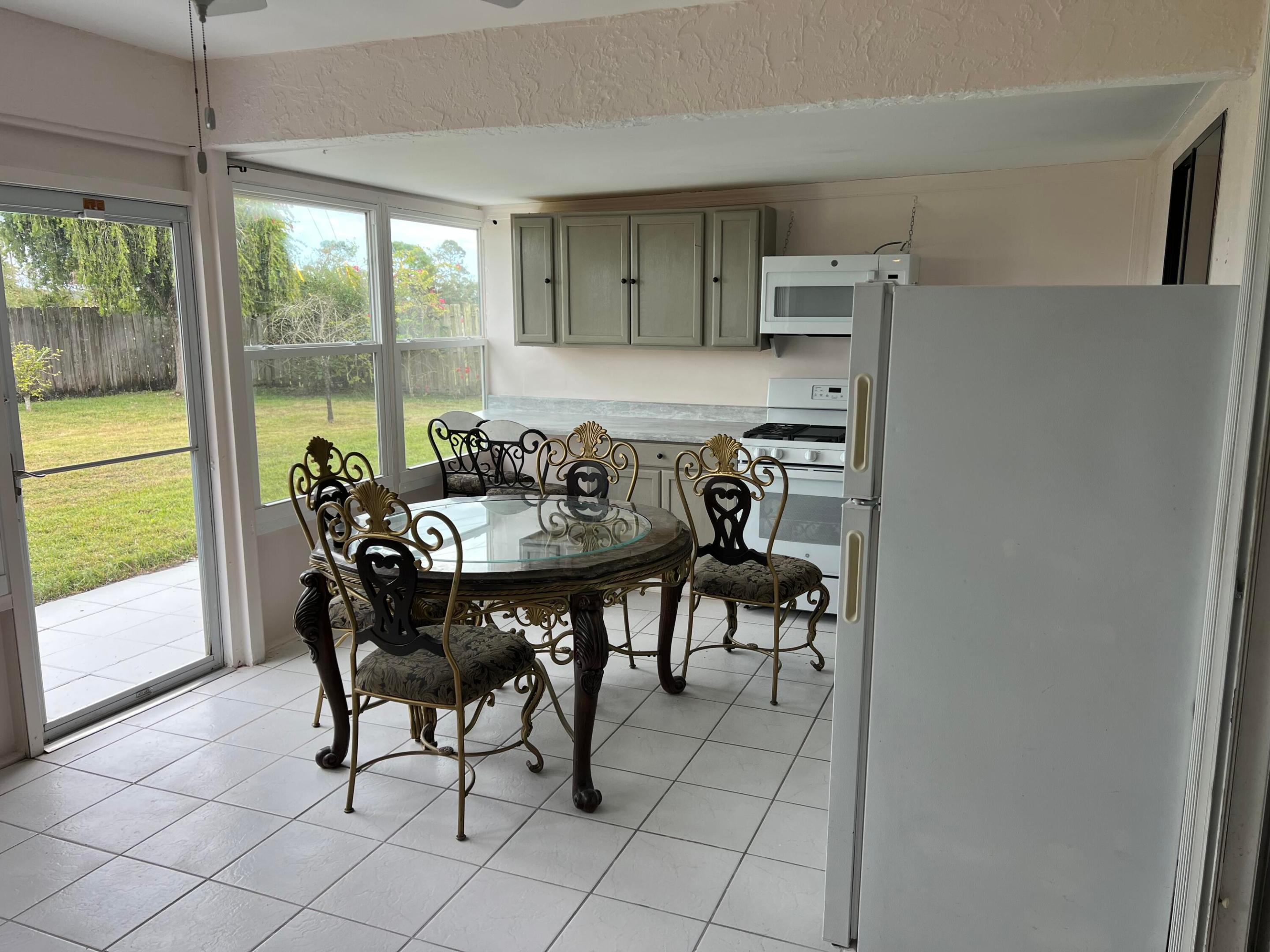 PORT ST LUCIE SECTION 62 - Residential Lease