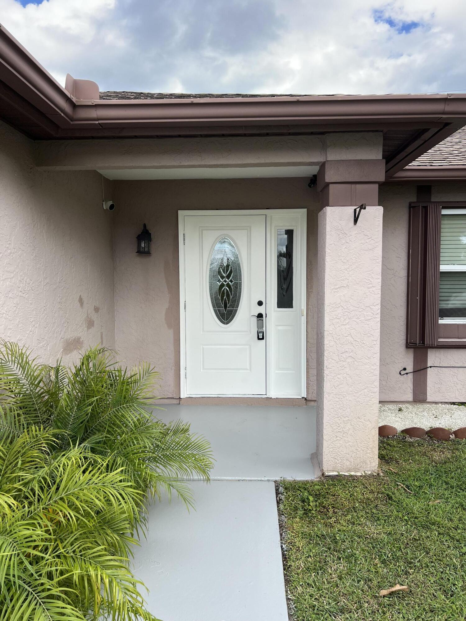PORT ST LUCIE SECTION 62 - Residential Lease