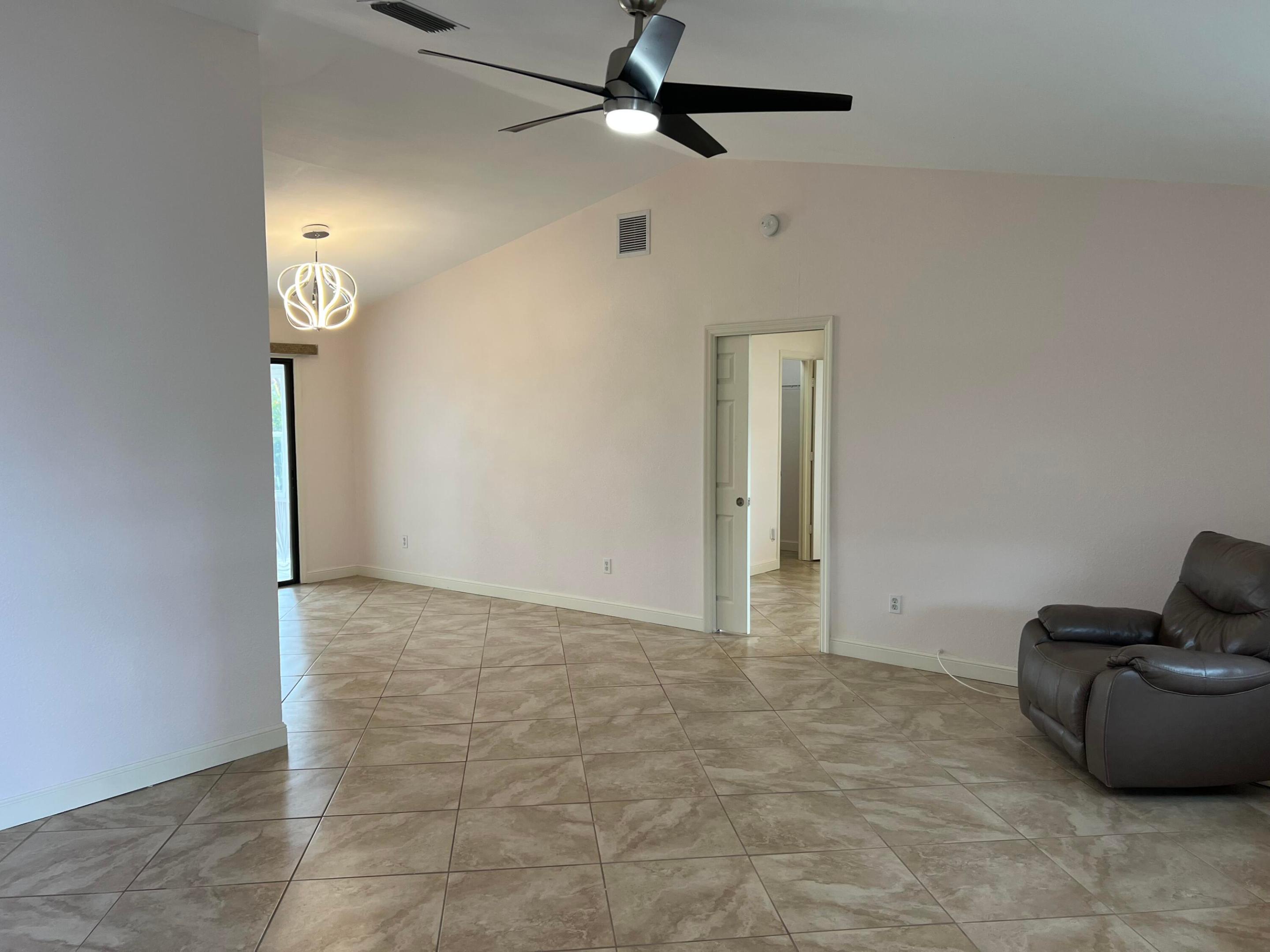 PORT ST LUCIE SECTION 62 - Residential Lease