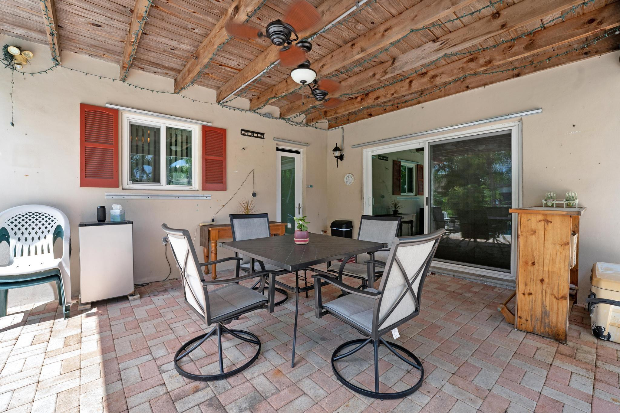 Pembroke Lakes Sec 5 94-1 - Residential