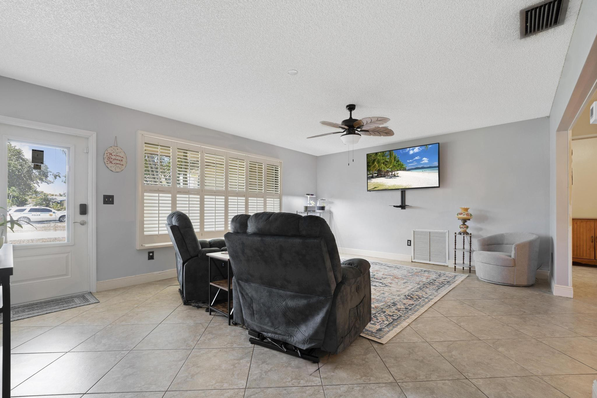 Pembroke Lakes Sec 5 94-1 - Residential