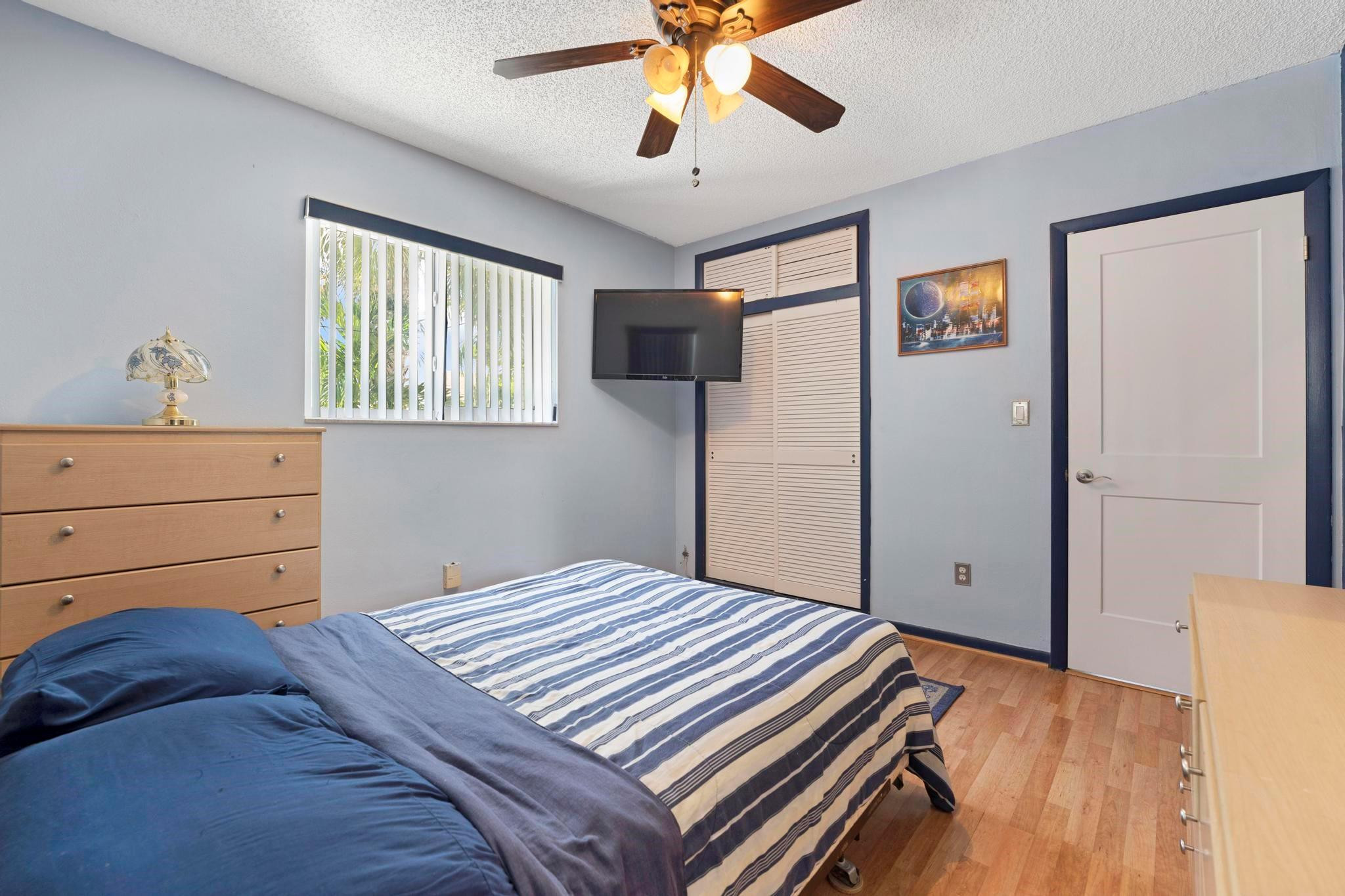 Pembroke Lakes Sec 5 94-1 - Residential