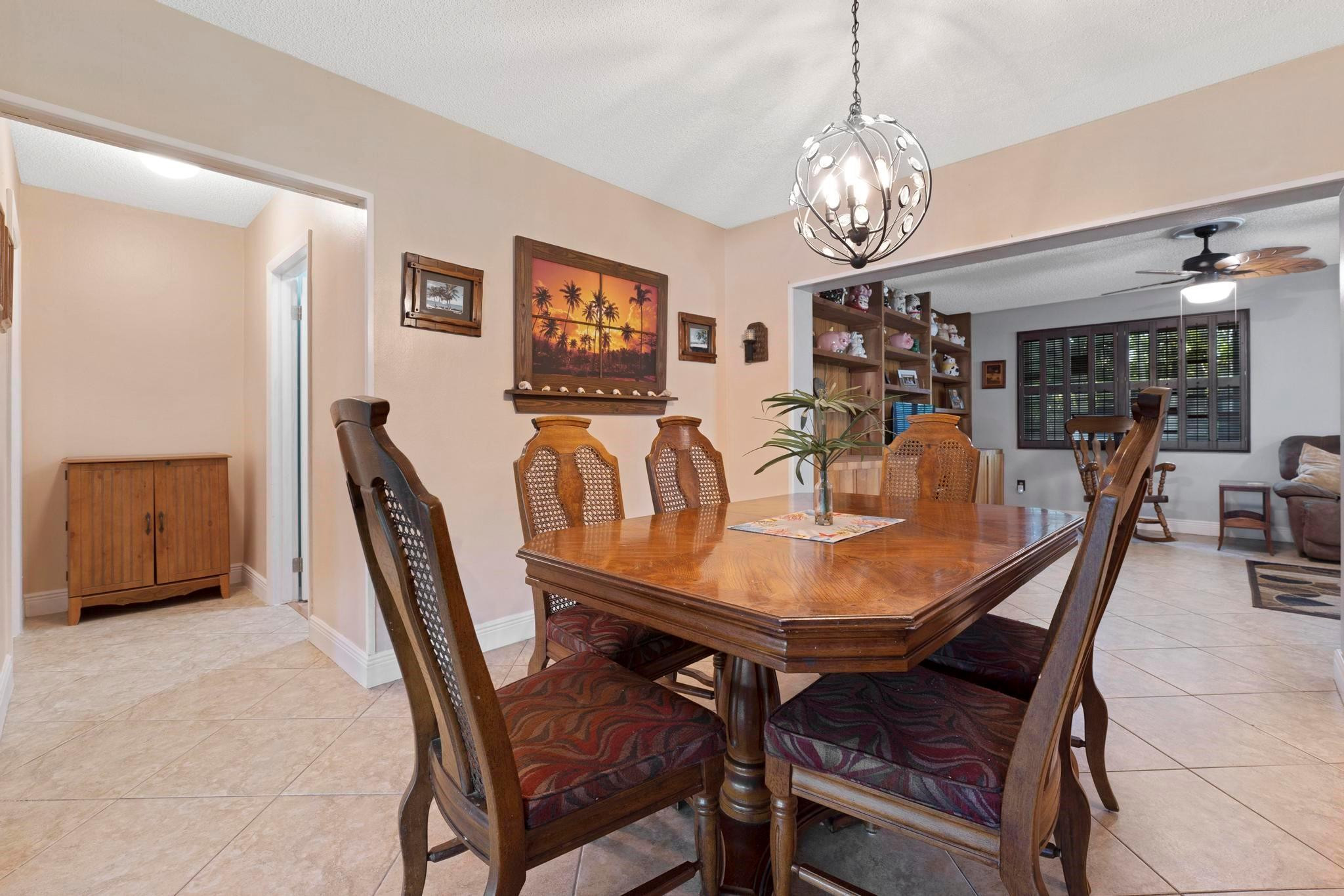 Pembroke Lakes Sec 5 94-1 - Residential