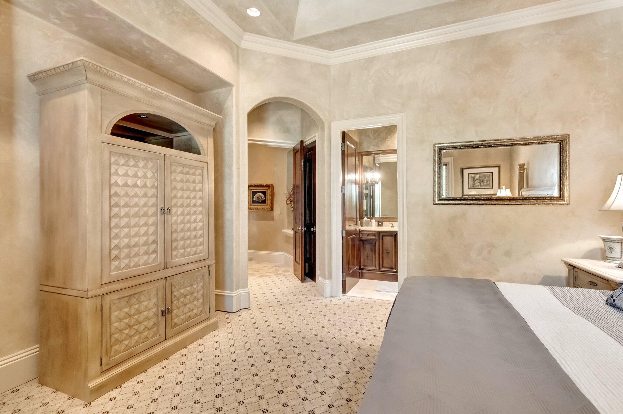 MIZNER LAKE ESTATES - Residential