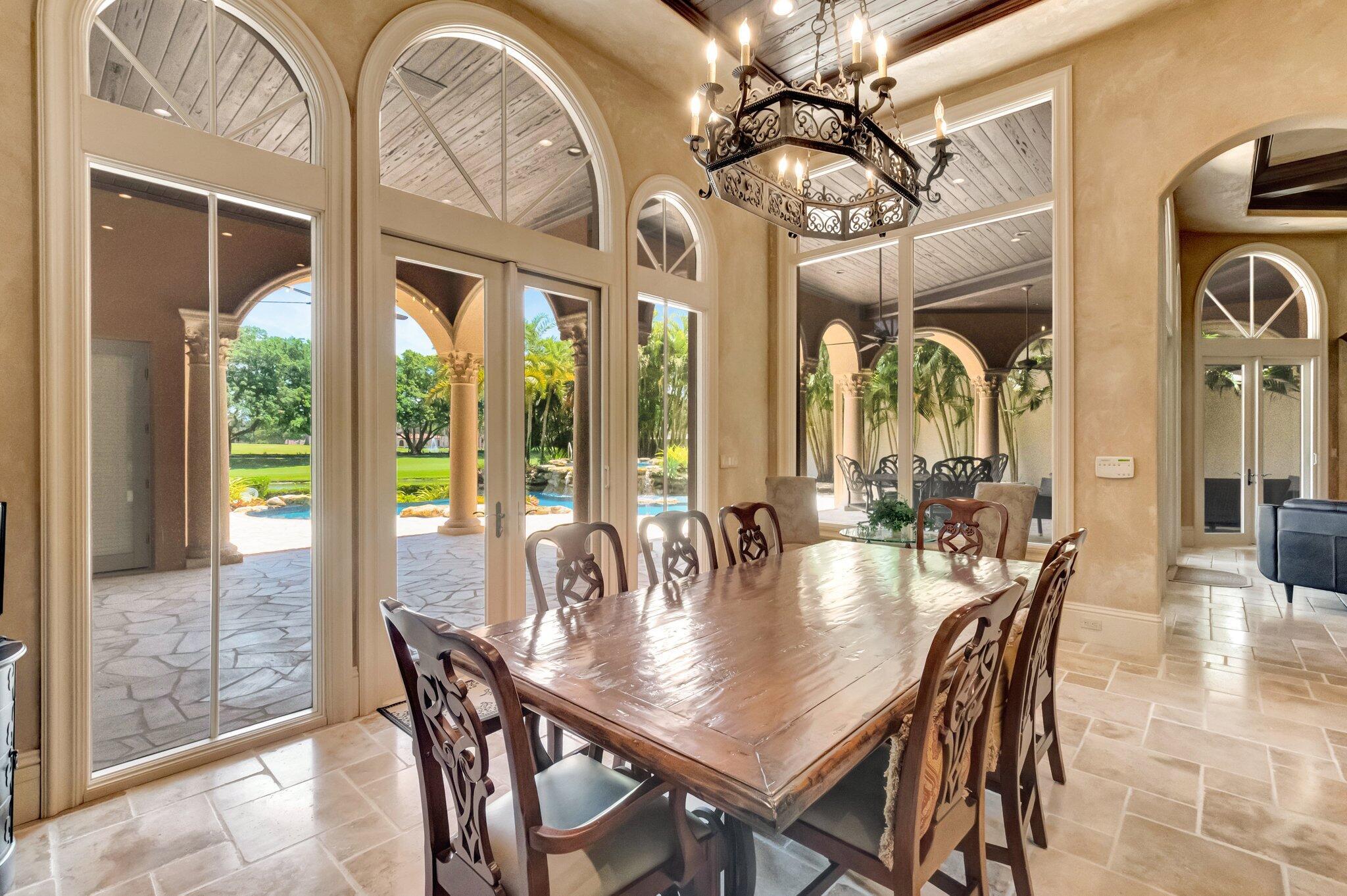 MIZNER LAKE ESTATES - Residential