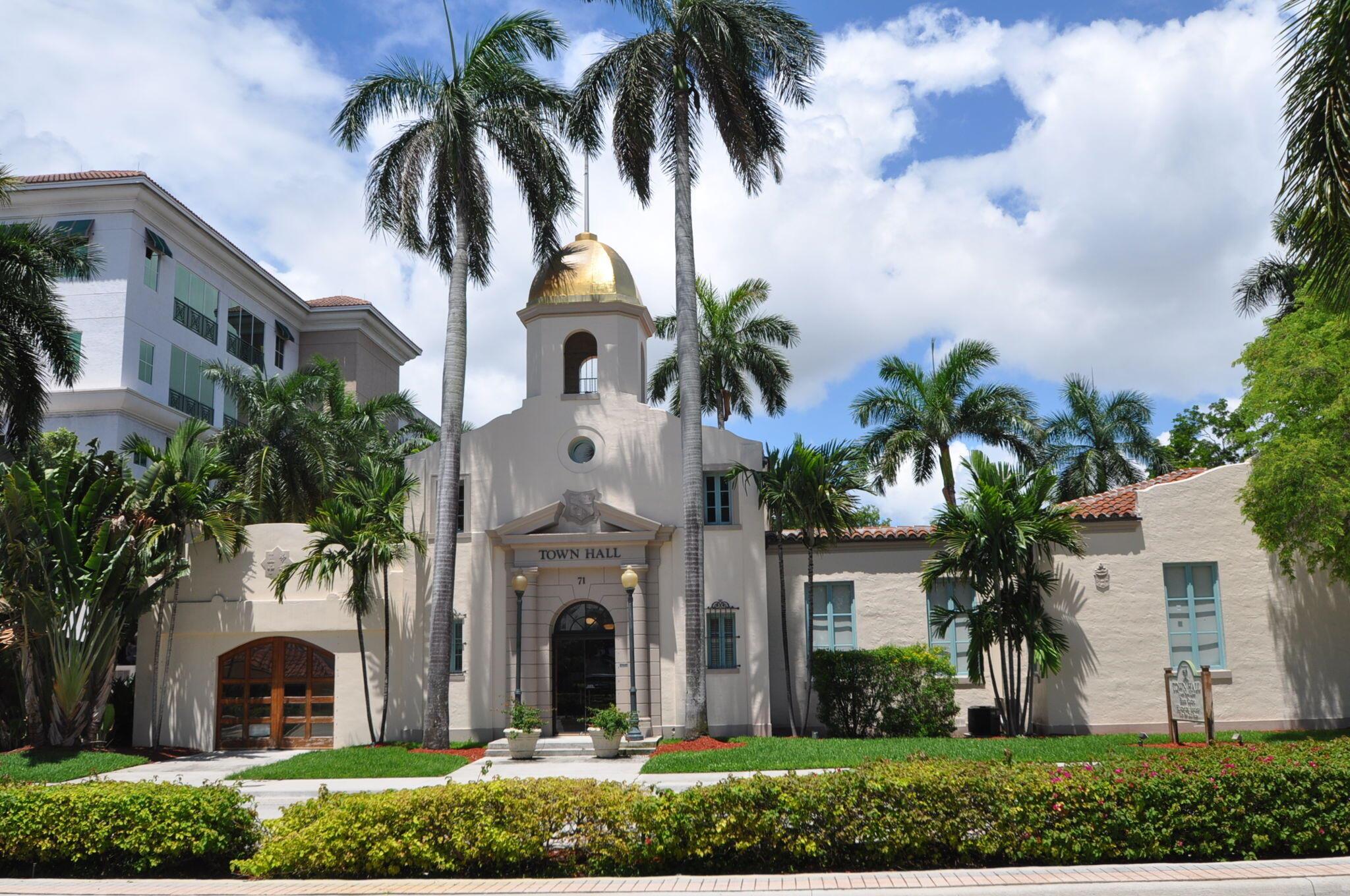 MIZNER LAKE ESTATES - Residential