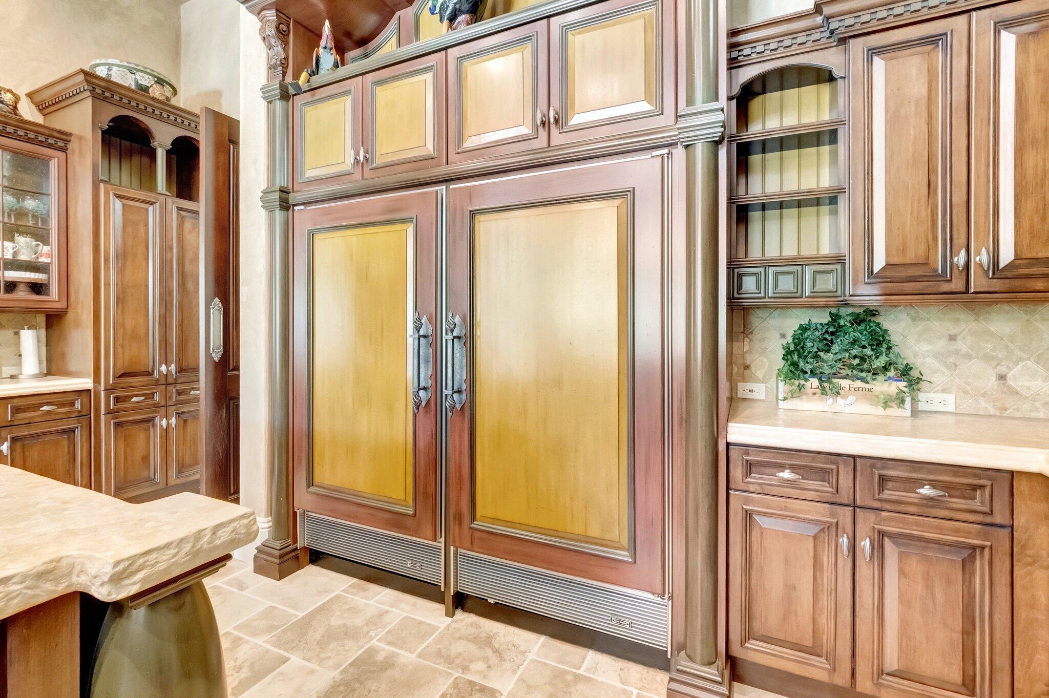 MIZNER LAKE ESTATES - Residential