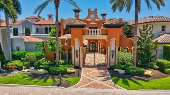 MIZNER LAKE ESTATES - Residential
