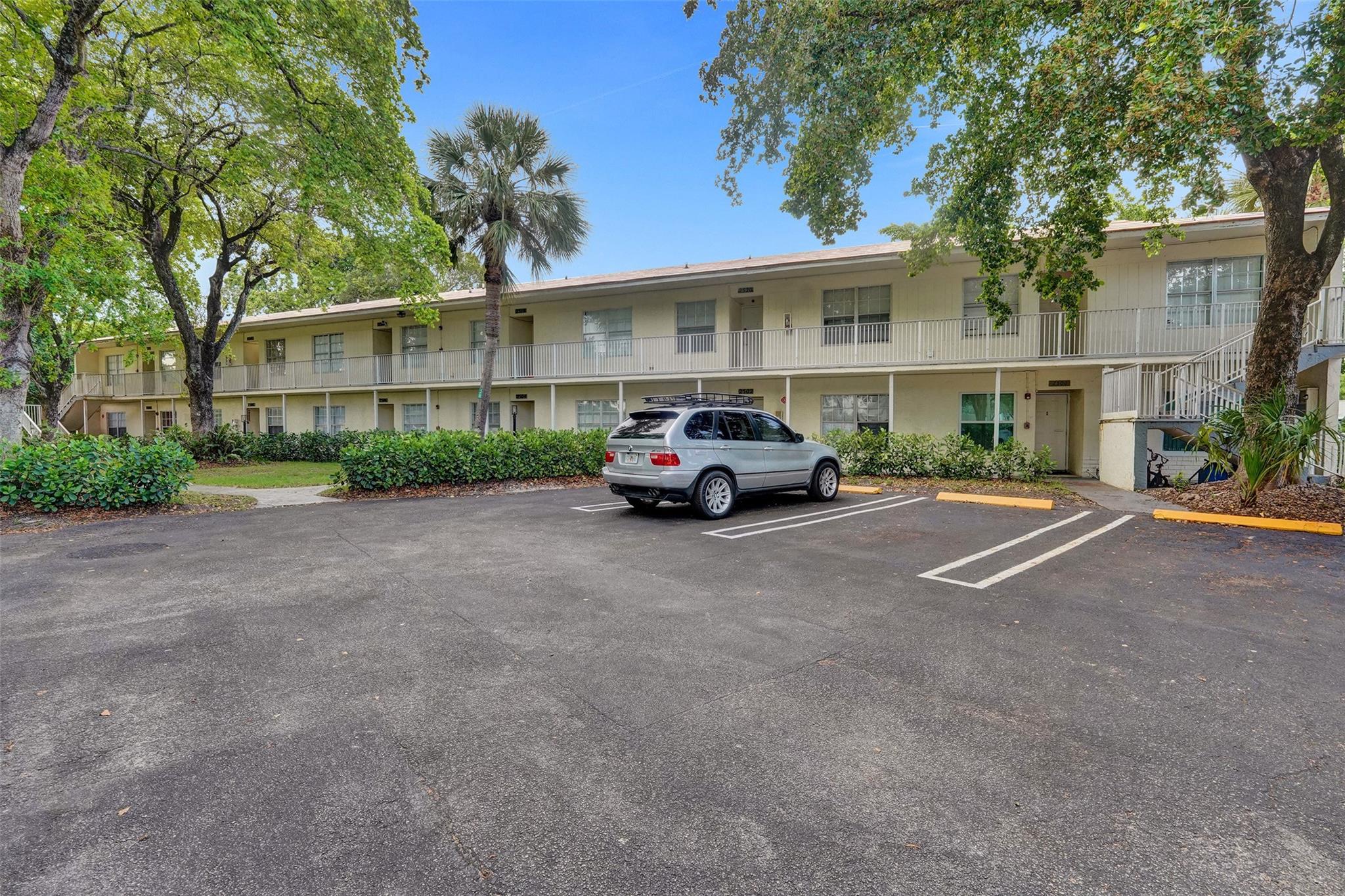 Welcome to this beautifully maintained 2-bedroom, 2-bathroom residence located in the heart of Coral Springs. This bright and airy home features a spacious open-concept living and dining area flooded with natural light, perfect for relaxing or entertaining. Enjoy the convenience of a full-sized washer and dryer in-unit, as well as generously sized bedrooms with large closets for ample storage.
Ideally situated adjacent to a serene park, this unit offers both tranquility and accessibility. Quick and easy approval process makes this home move-in ready for qualified tenants. Don’t miss the opportunity to live in a highly desirable location with everything you need for comfortable South Florida living. move in 1 month + security