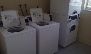 BREAKWATERS OF THE PALM B - Residential Lease