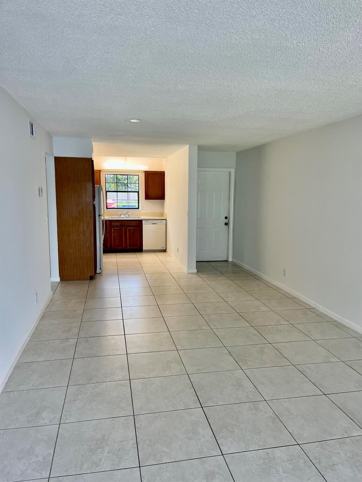 2650 Greenwood Ter 1260 Terrace 1260