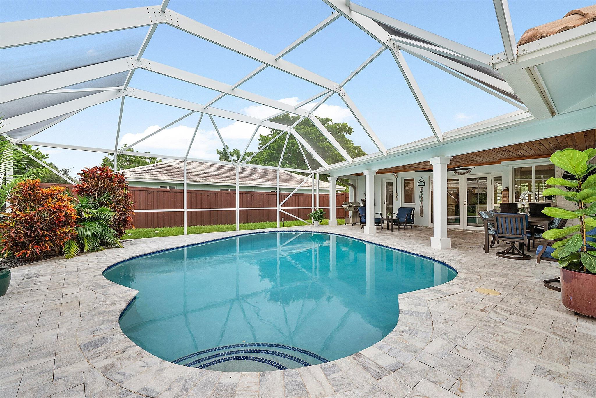 BOCA RATON SQUARE 17 - Residential