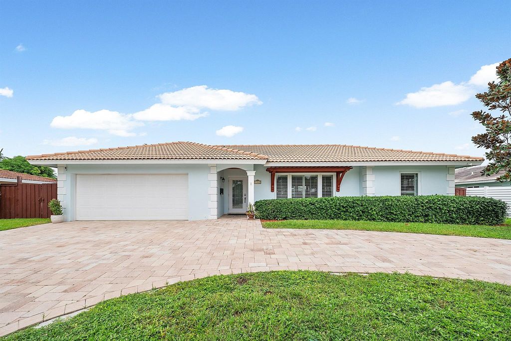 Photo of 1365 SW 13th Place, Boca Raton, FL 33486 (MLS # R11131506)