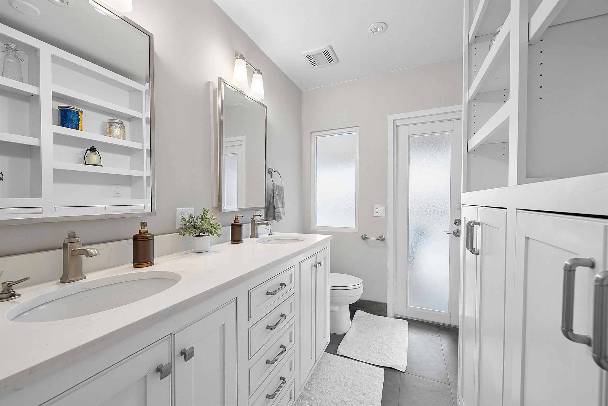 BOCA RATON SQUARE 17 - Residential