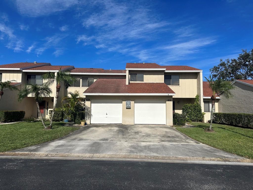 Photo of 1659 SW Crossing Circle, Palm City, FL 34990 (MLS # R10941375)
