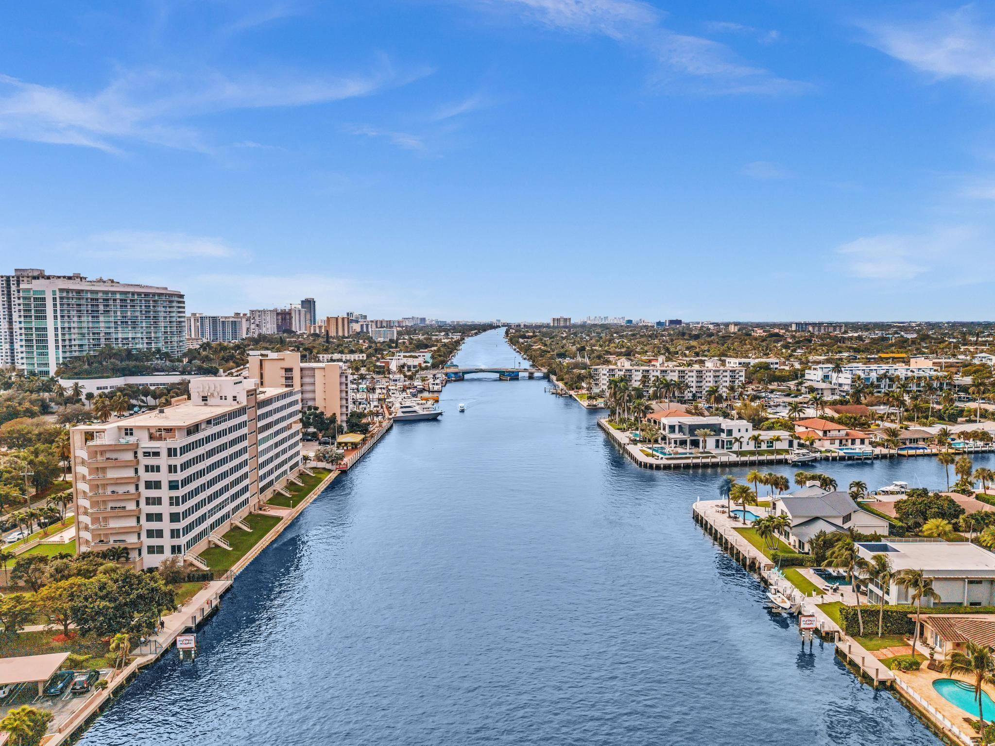 HARBOR HOUSE APT CO-OP - Residential