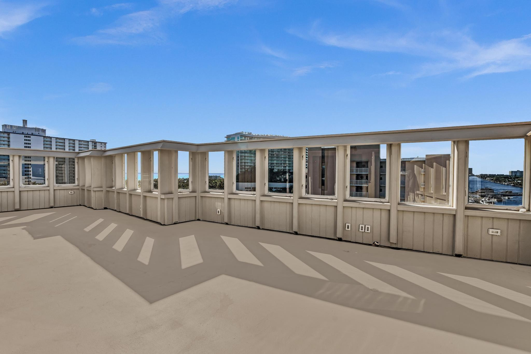 HARBOR HOUSE APT CO-OP - Residential