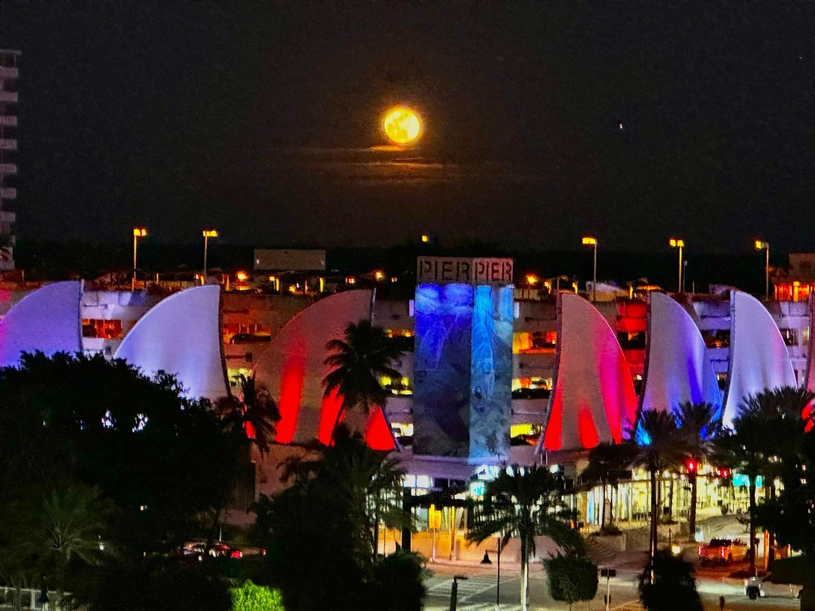 HARBOR HOUSE APT CO-OP - Residential