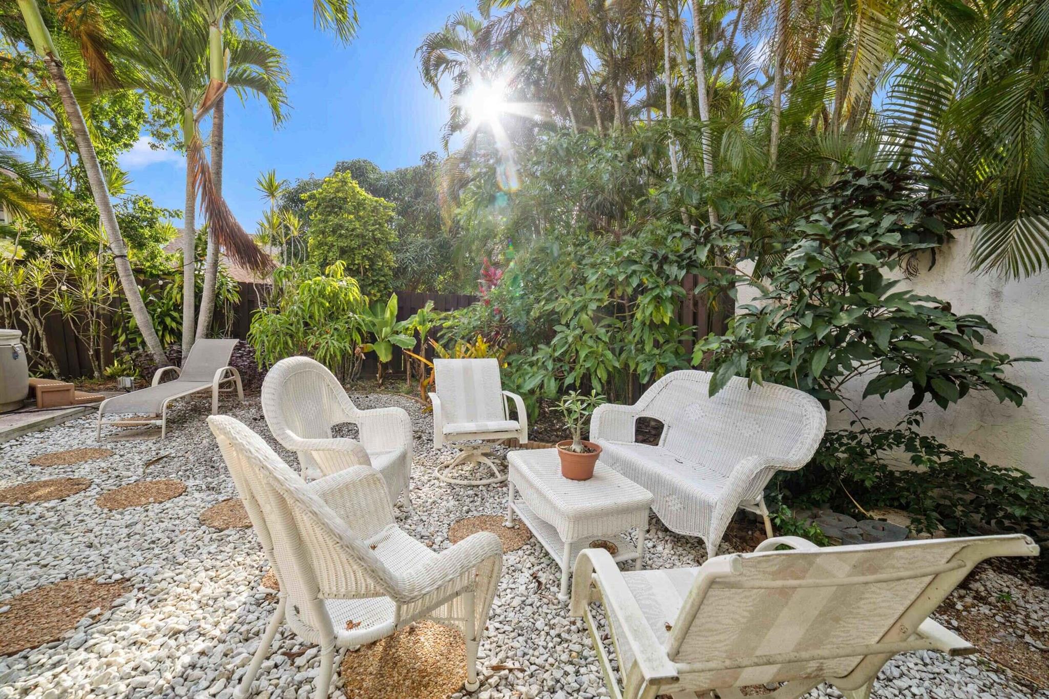 HOMEWOOD LAKES SEC D - Residential