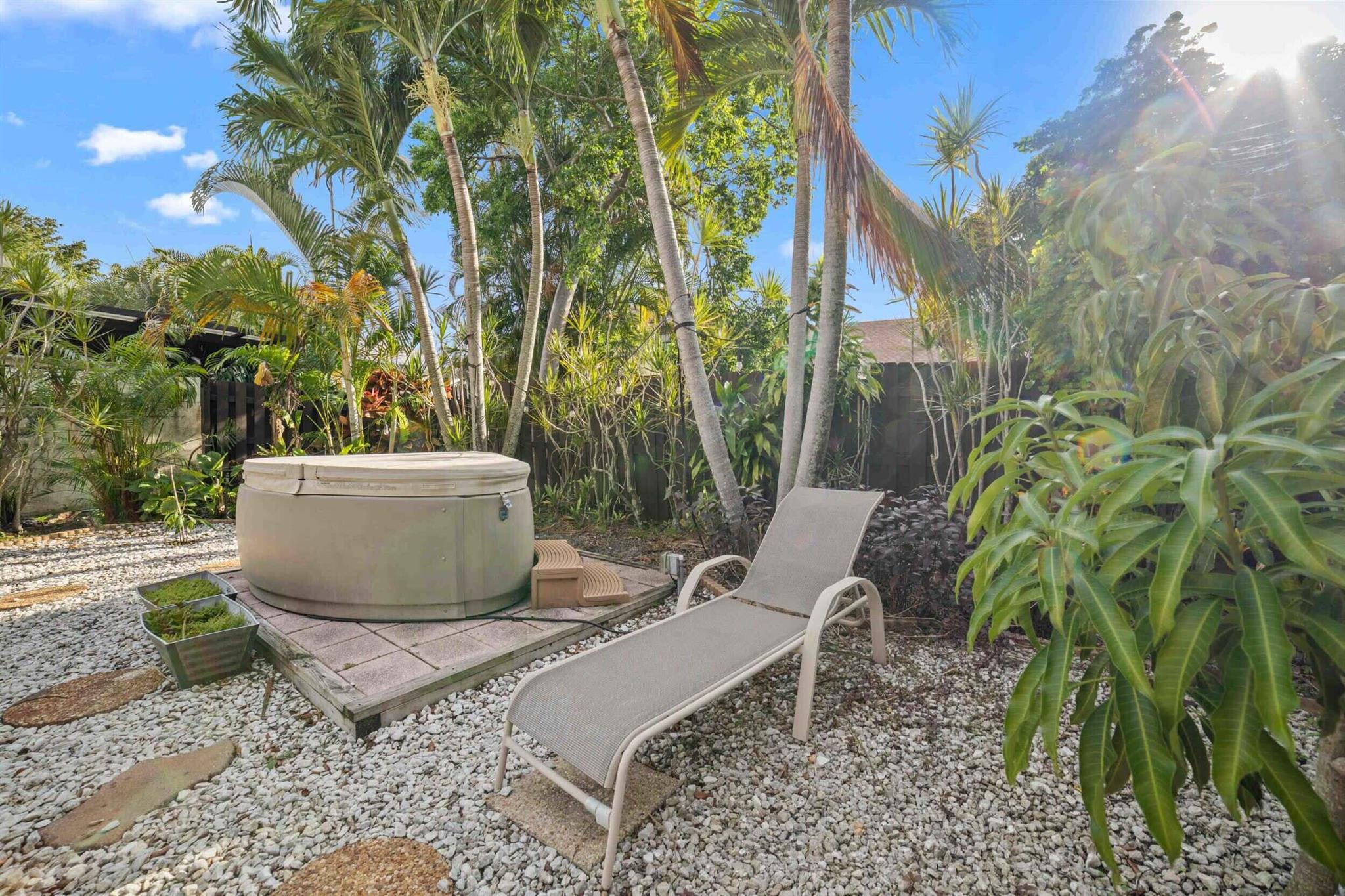 HOMEWOOD LAKES SEC D - Residential