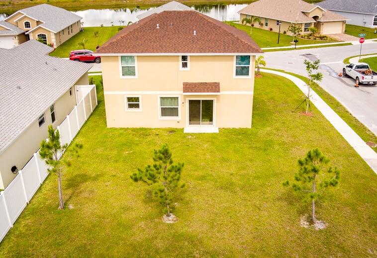 416 Seafoam Circle