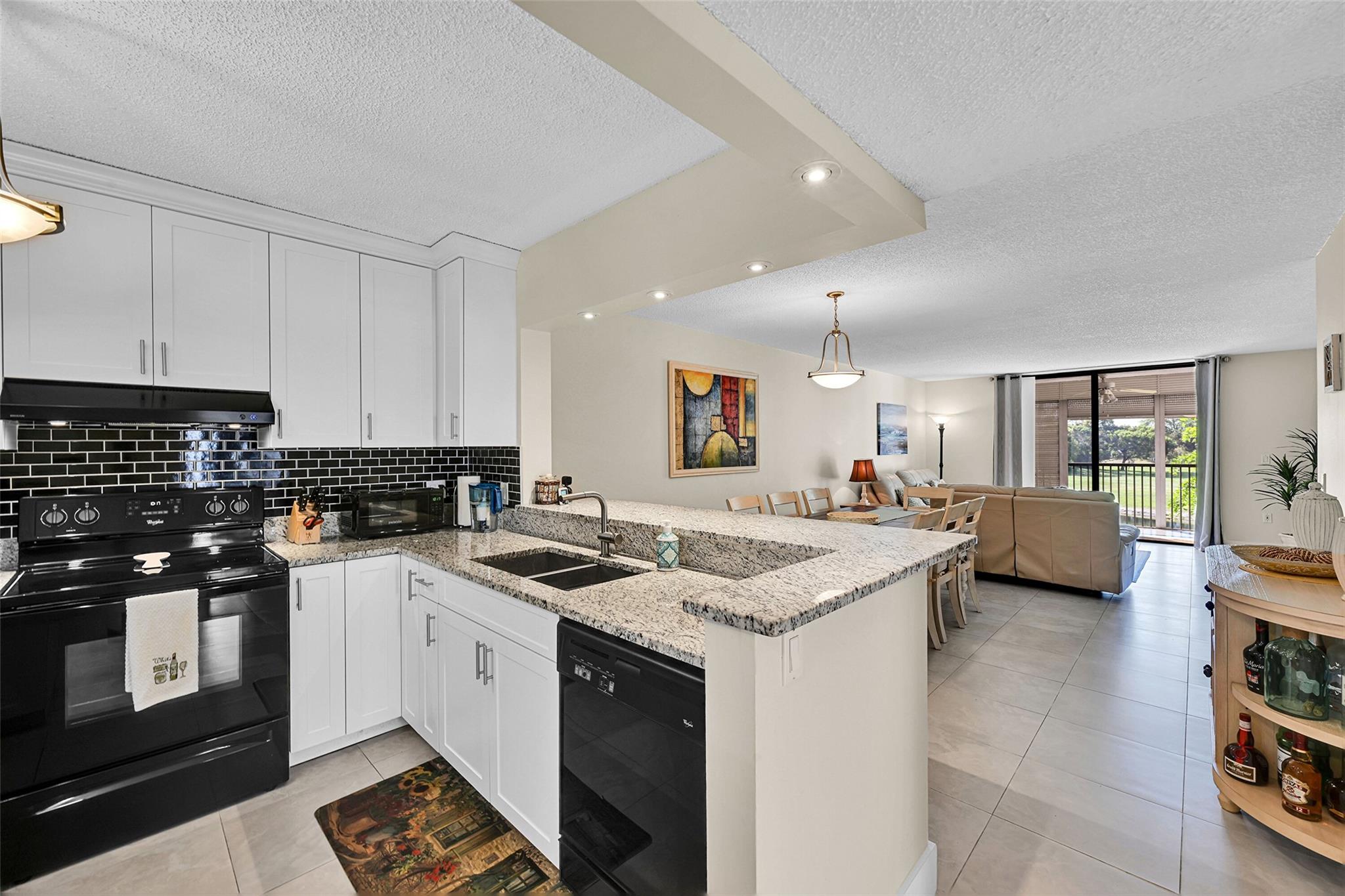 LAKES OF ENVIRON - Residential