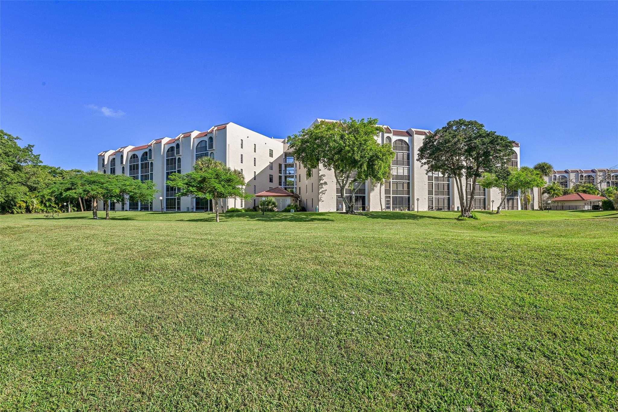 LAKES OF ENVIRON - Residential