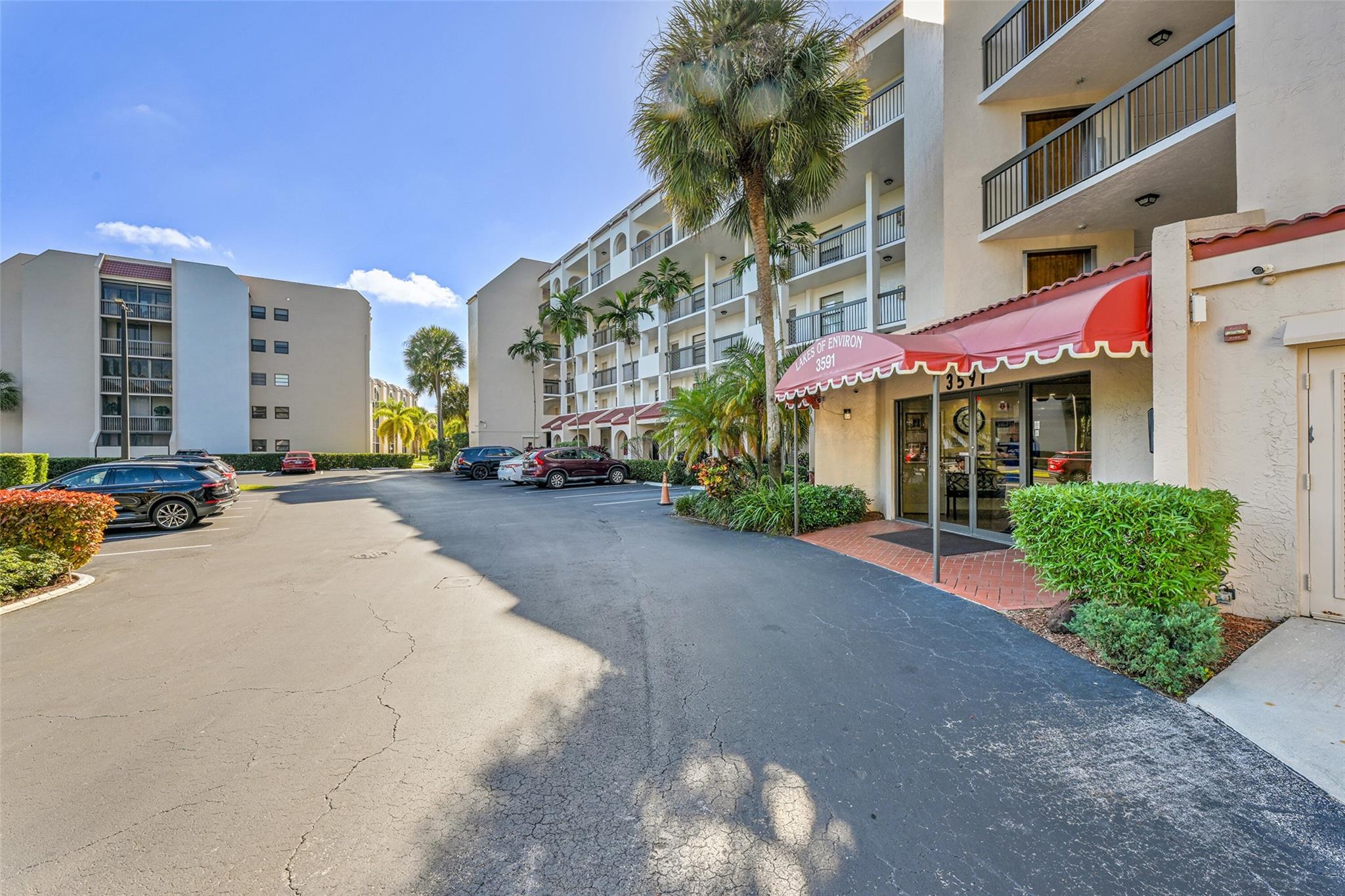 LAKES OF ENVIRON - Residential