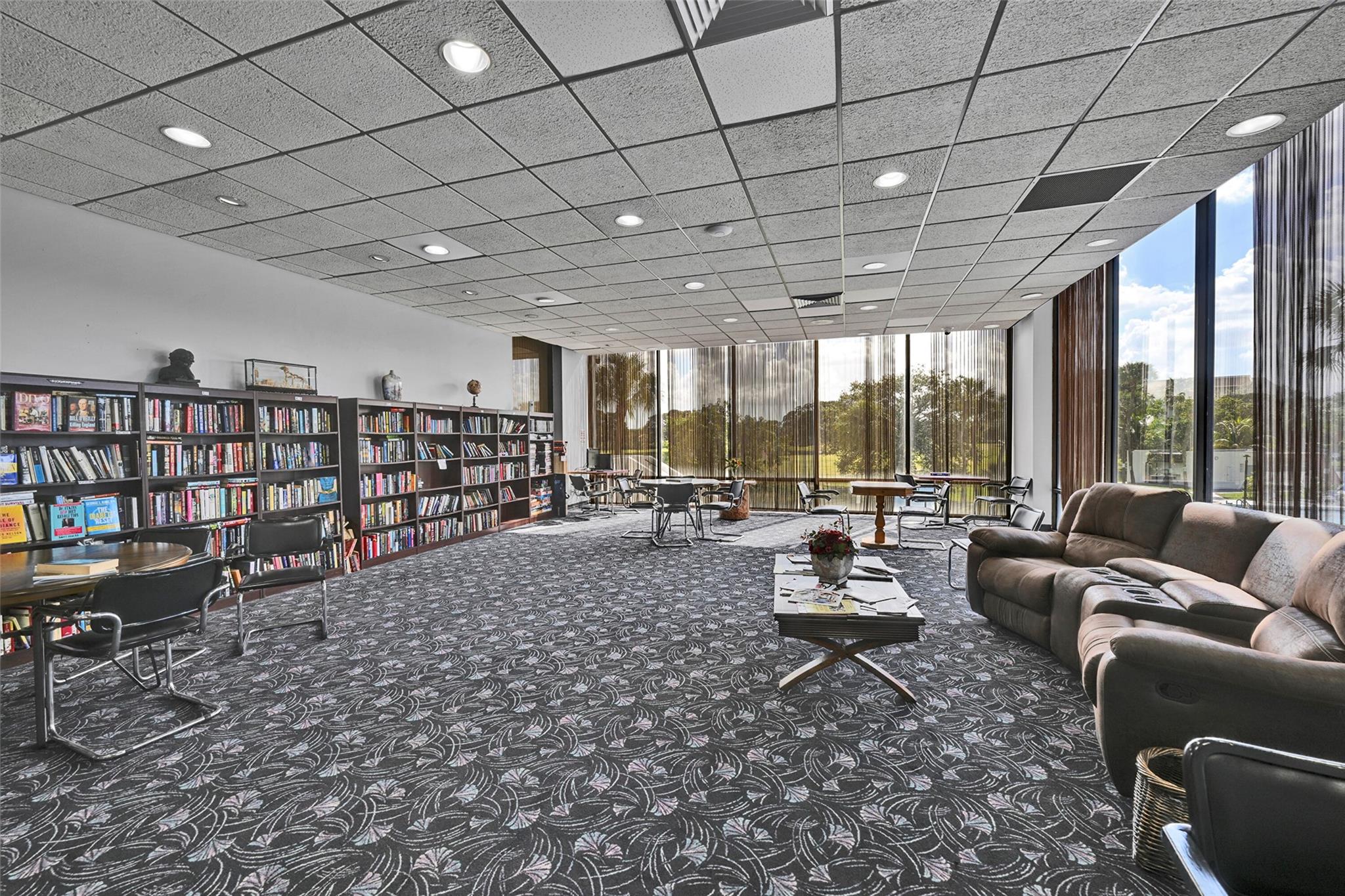 LAKES OF ENVIRON - Residential