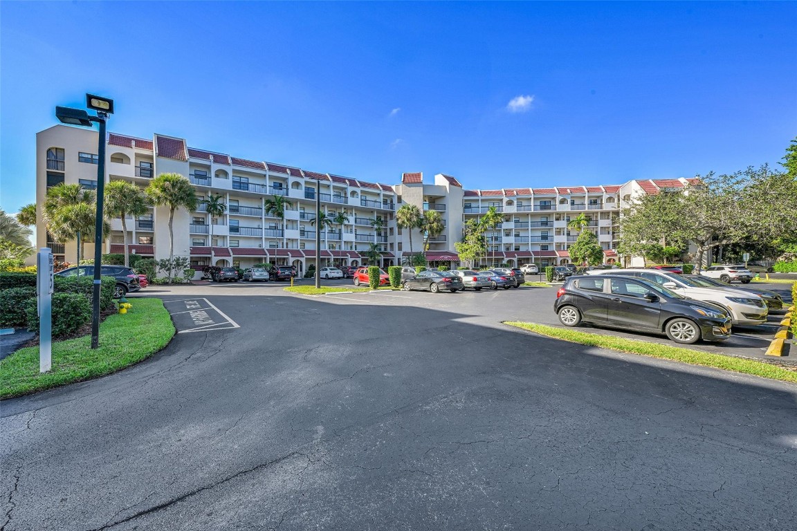 LAKES OF ENVIRON - Residential