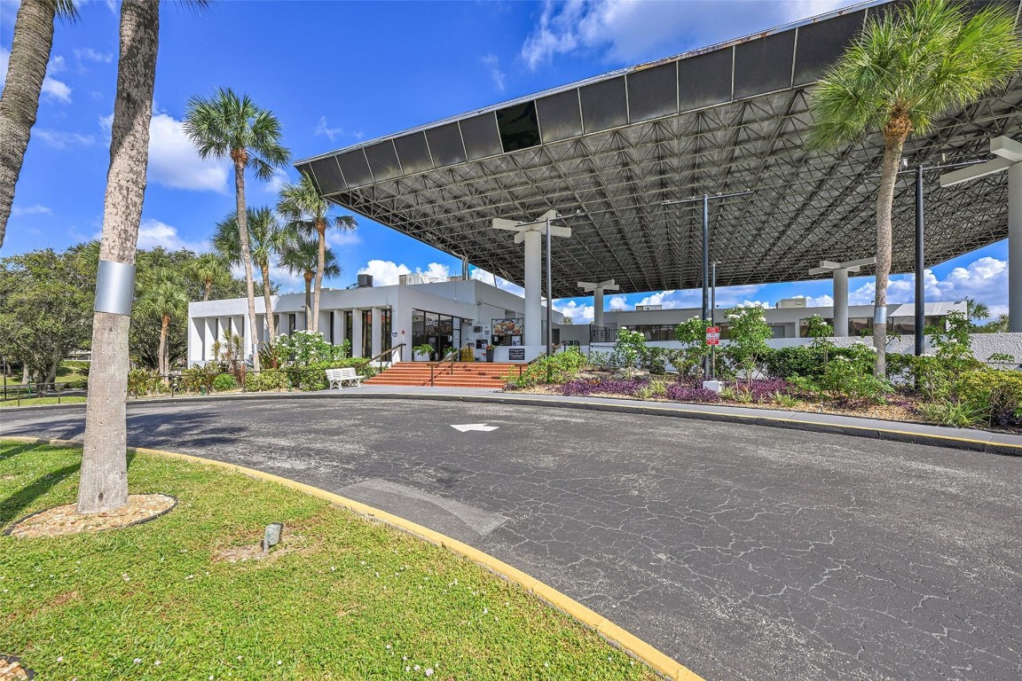 LAKES OF ENVIRON - Residential