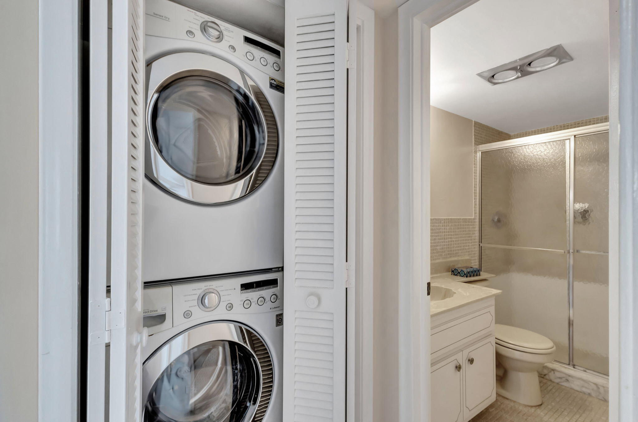 PLYMOUTH 4 CONDO - Residential