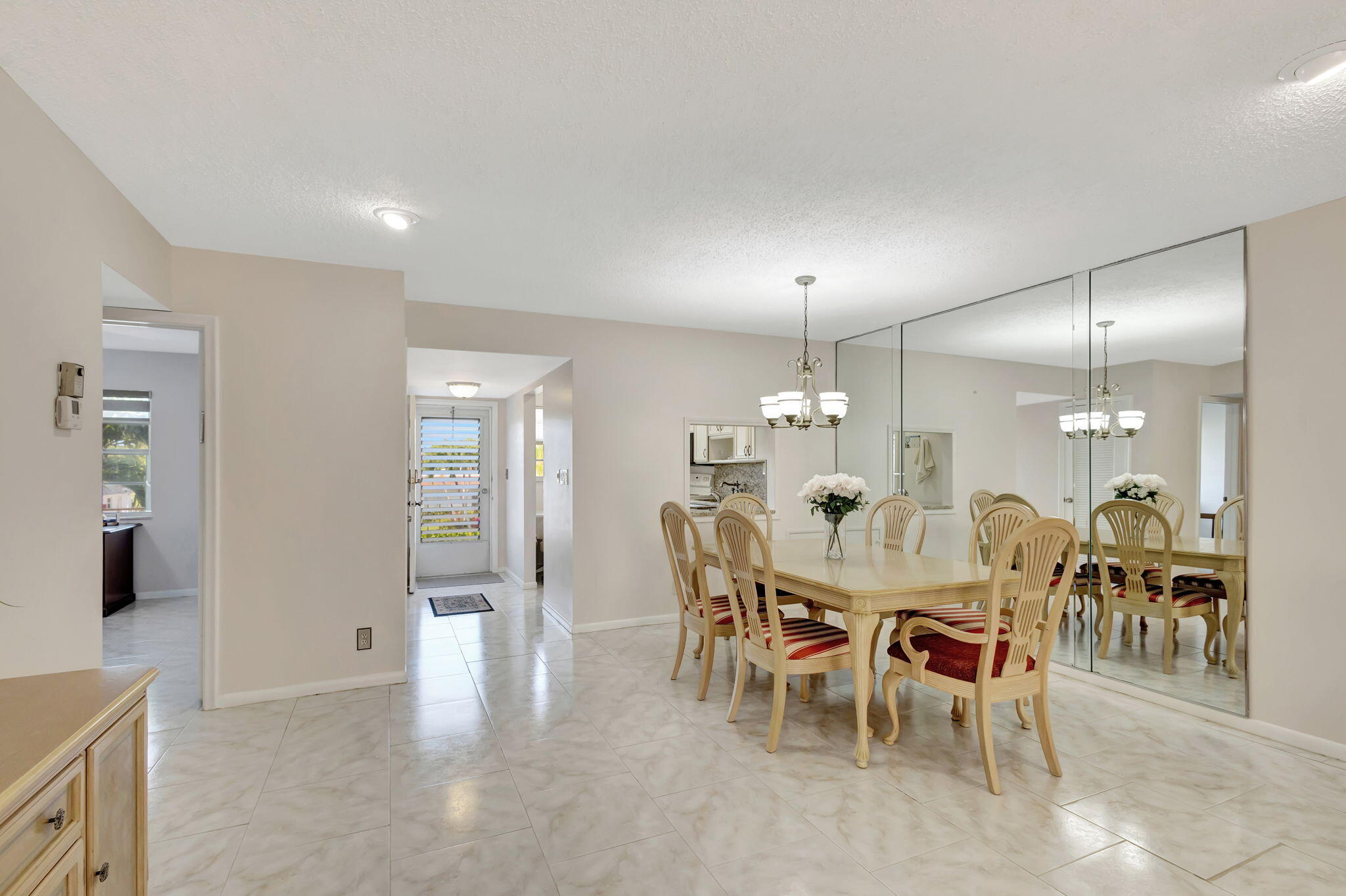 PLYMOUTH 4 CONDO - Residential