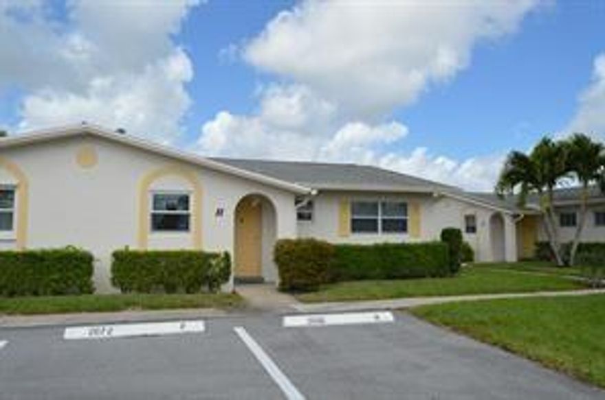 Beautiful Furnished 2 bedroom and 2 bathrooms in the Cresthaven Villas. This active adult community offers many amenities such as a fitness center, pool, clubhouse and more. Impact windows. Located conveniently, close to downtown Cityplace, where you'll find excellent shopping, dining and more. Short drive to the beach and I95