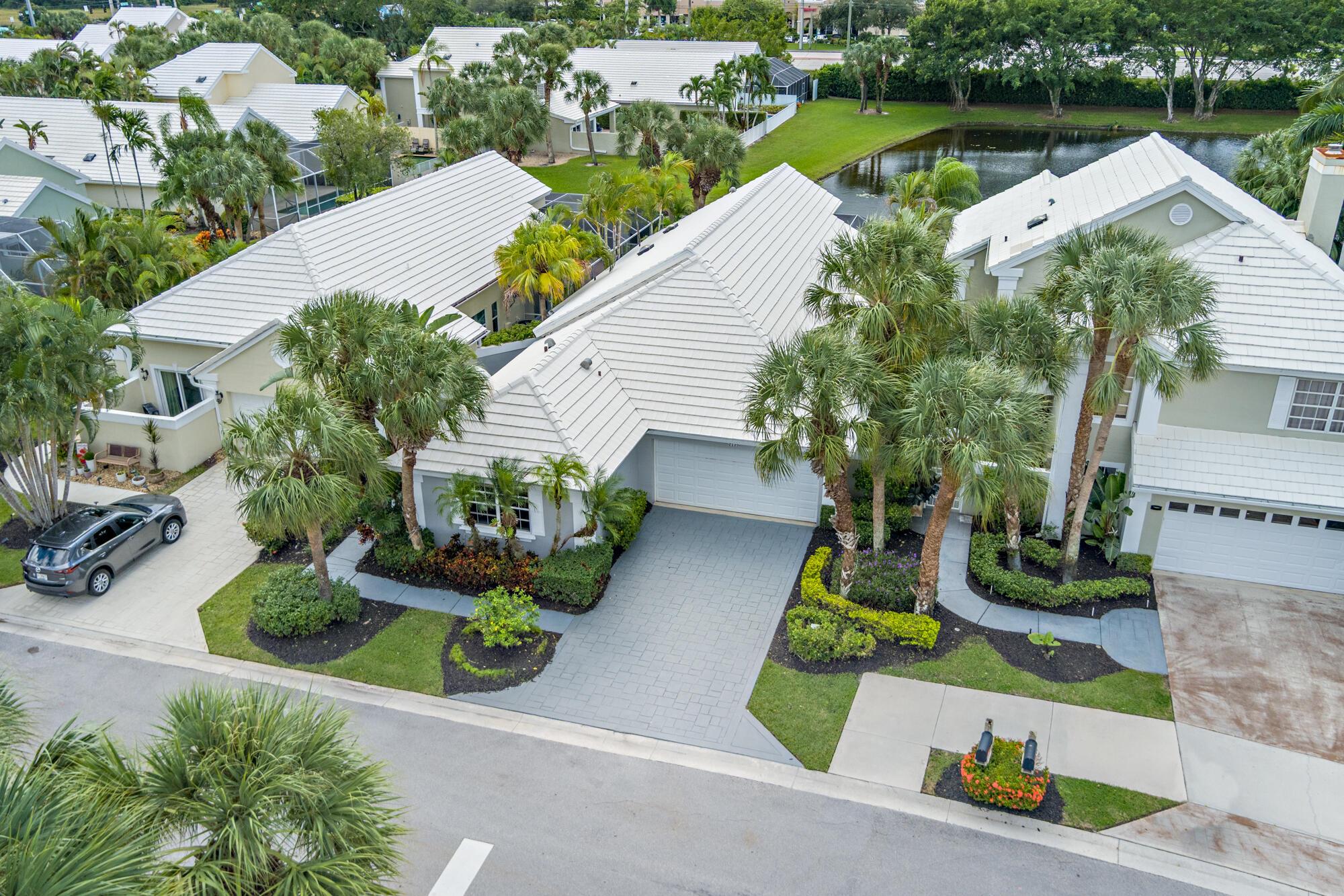 BREAKERS WEST - Residential