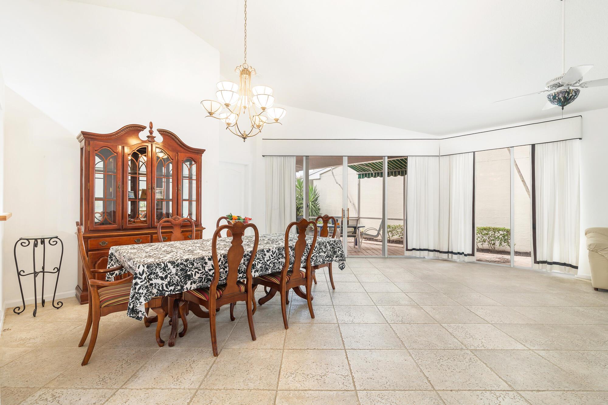 BREAKERS WEST - Residential